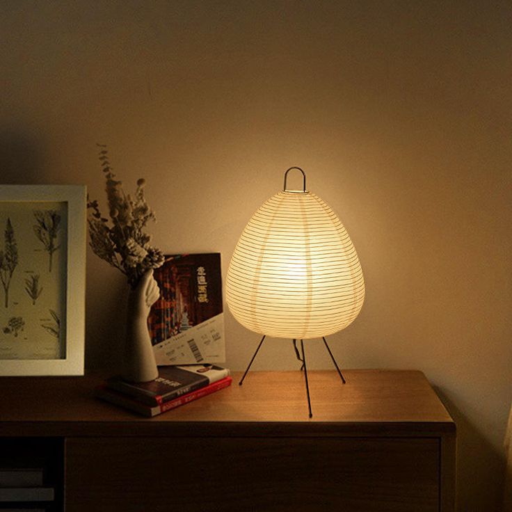 Japanese Small Tripod Lamp